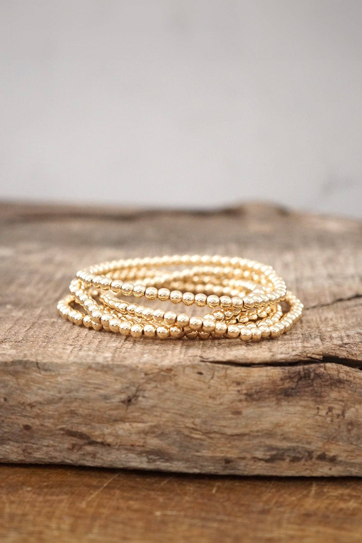 Beaded Bracelet Small stack in Gold | Set of 5