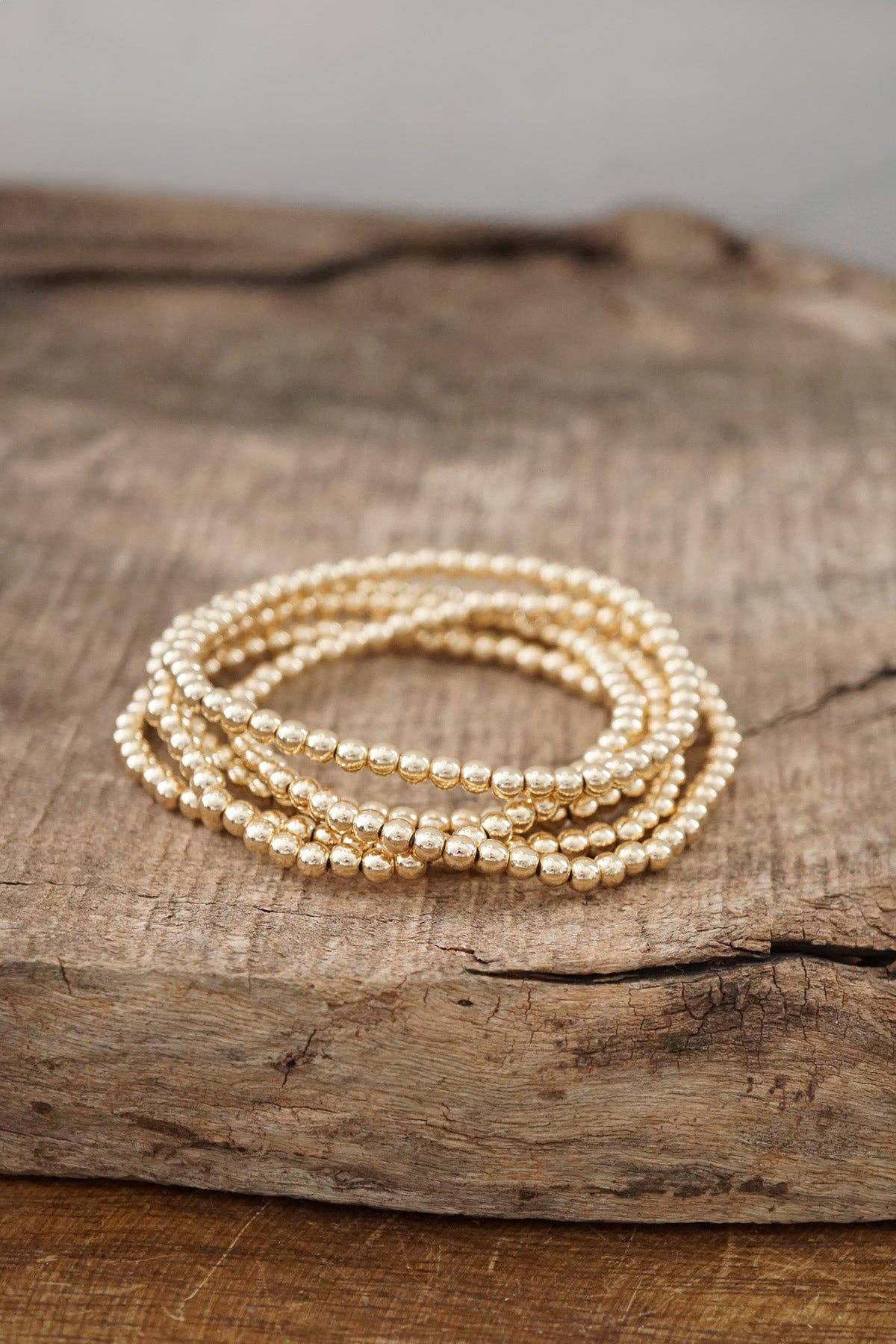 Beaded Bracelet Small stack in Gold | Set of 5