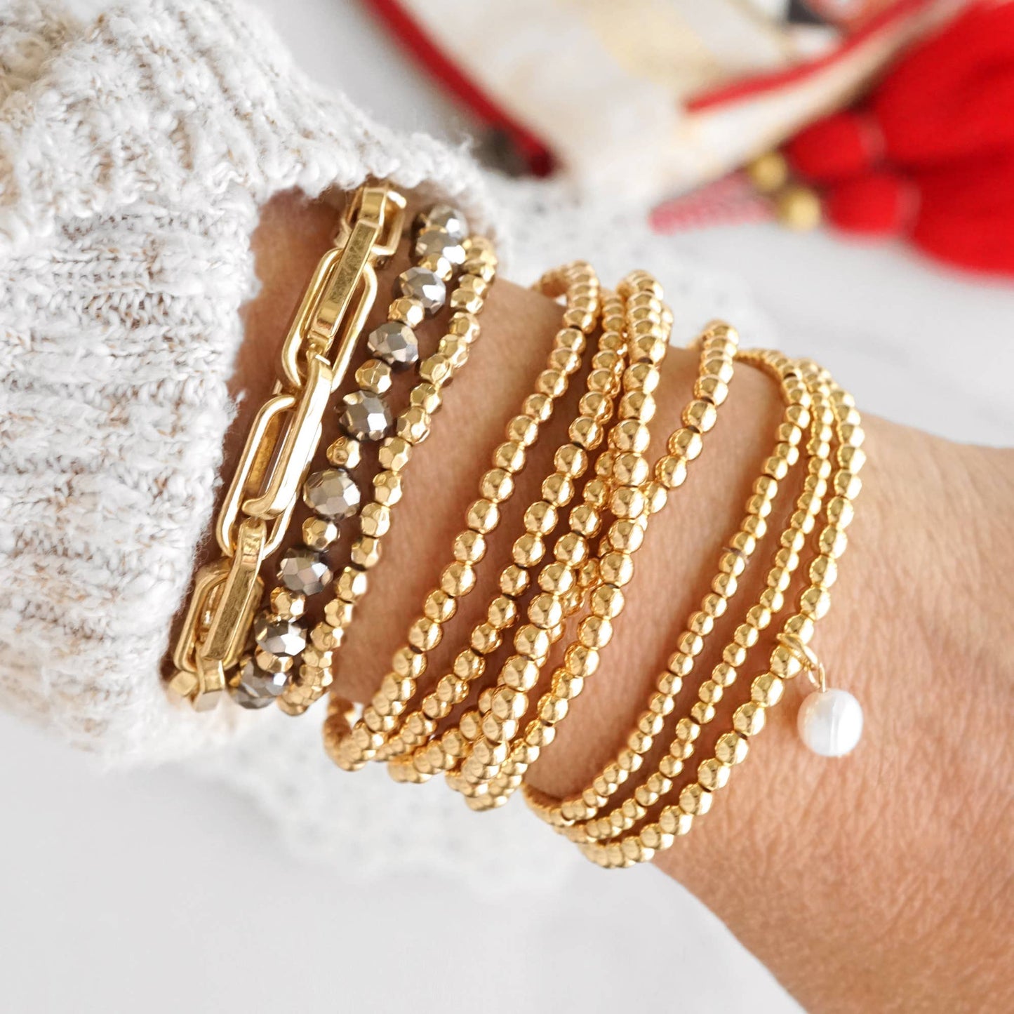 Beaded Bracelet Small stack in Gold | Set of 5