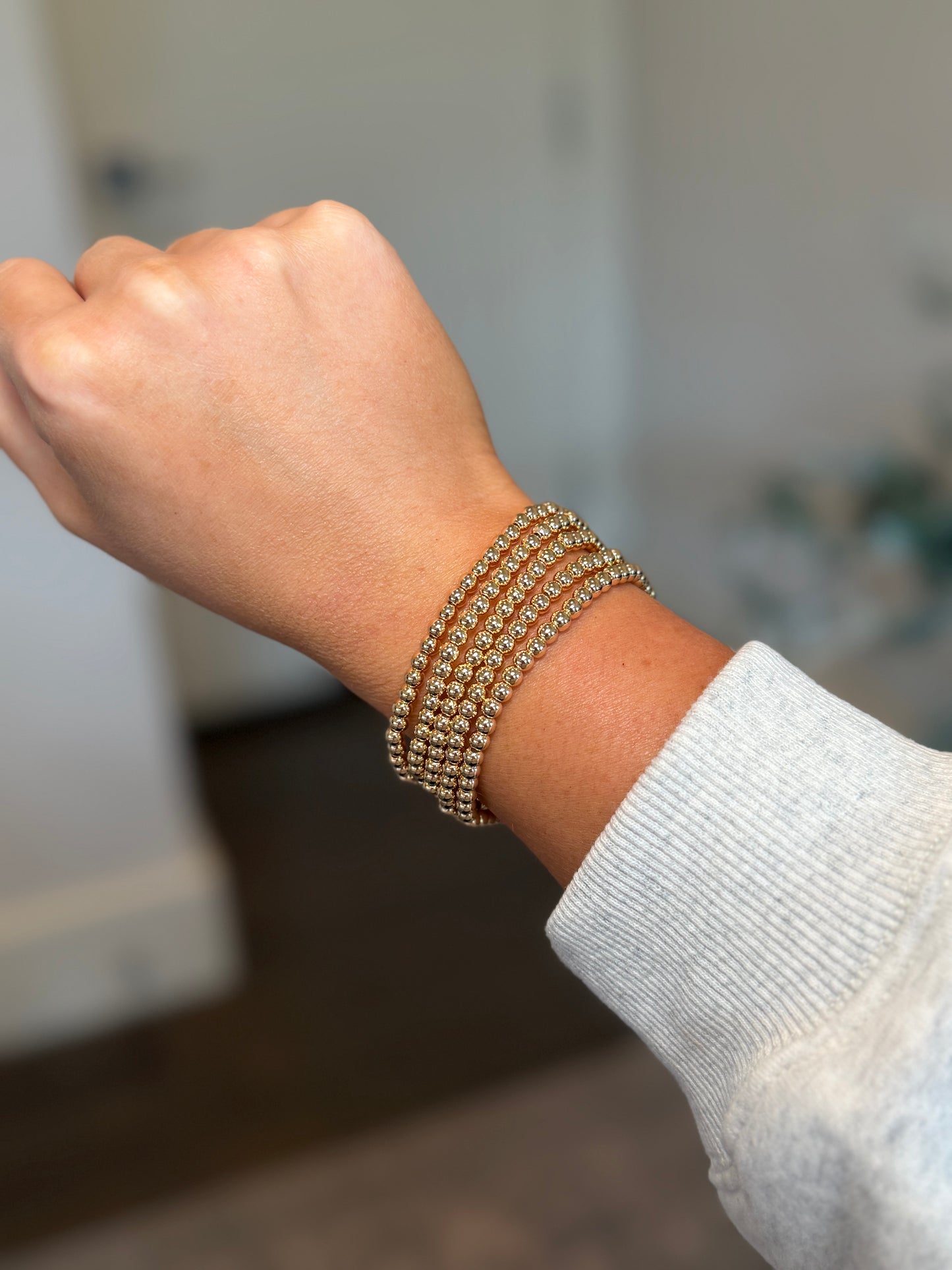 Beaded Bracelet Small stack in Gold | Set of 5