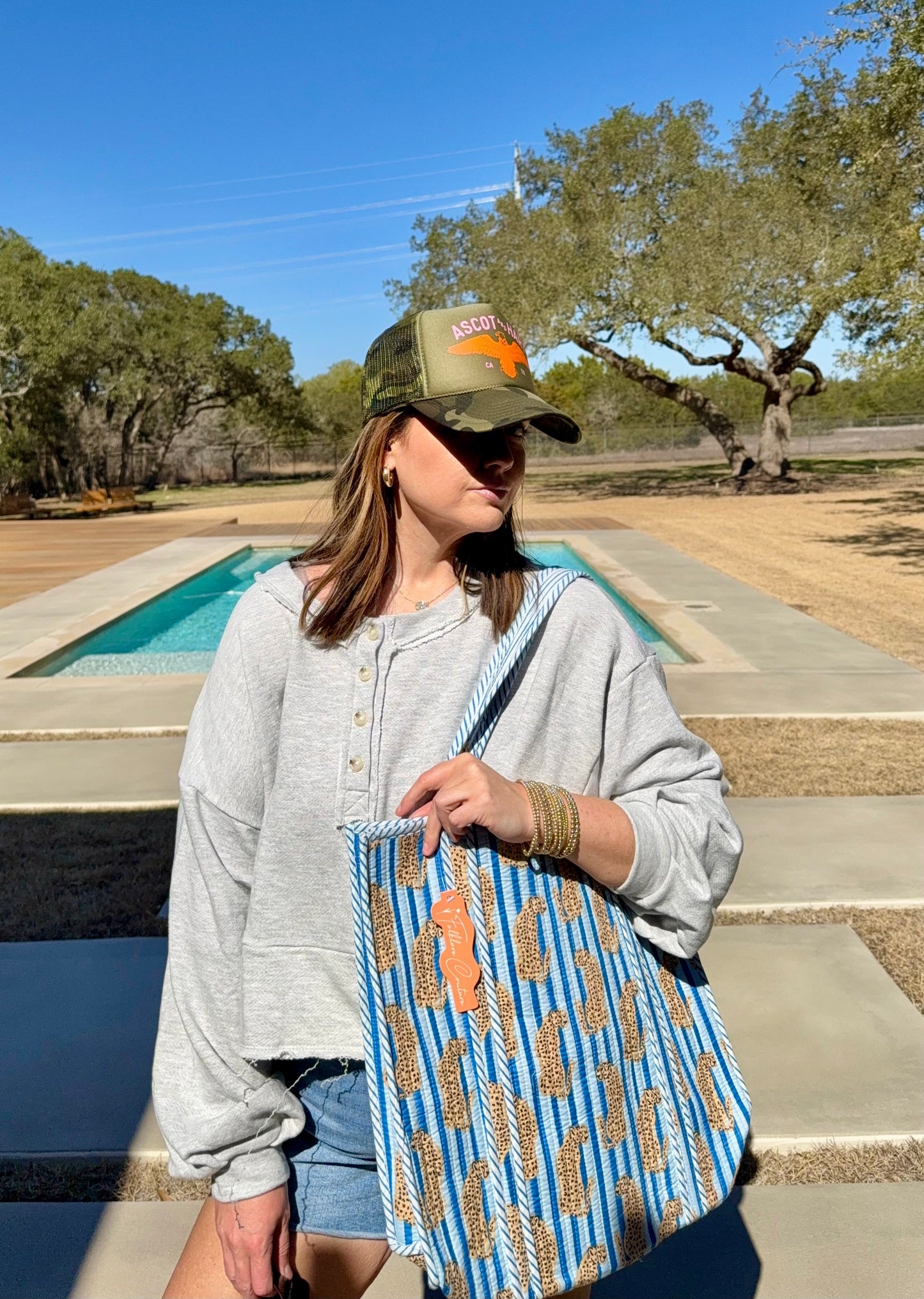 Quilted Tote Bag | Blue Striped Jaguar