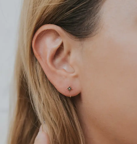 Bright Star Huggie Earring | Gold