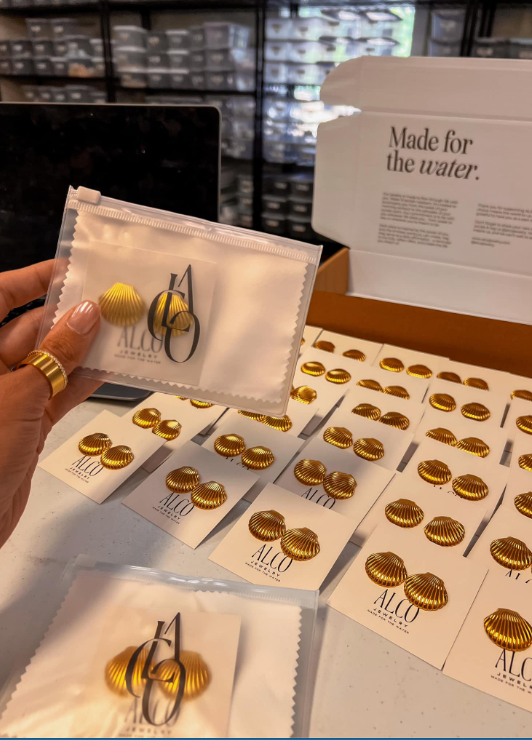 Seashell Stud Gold Earrings | ALCO
