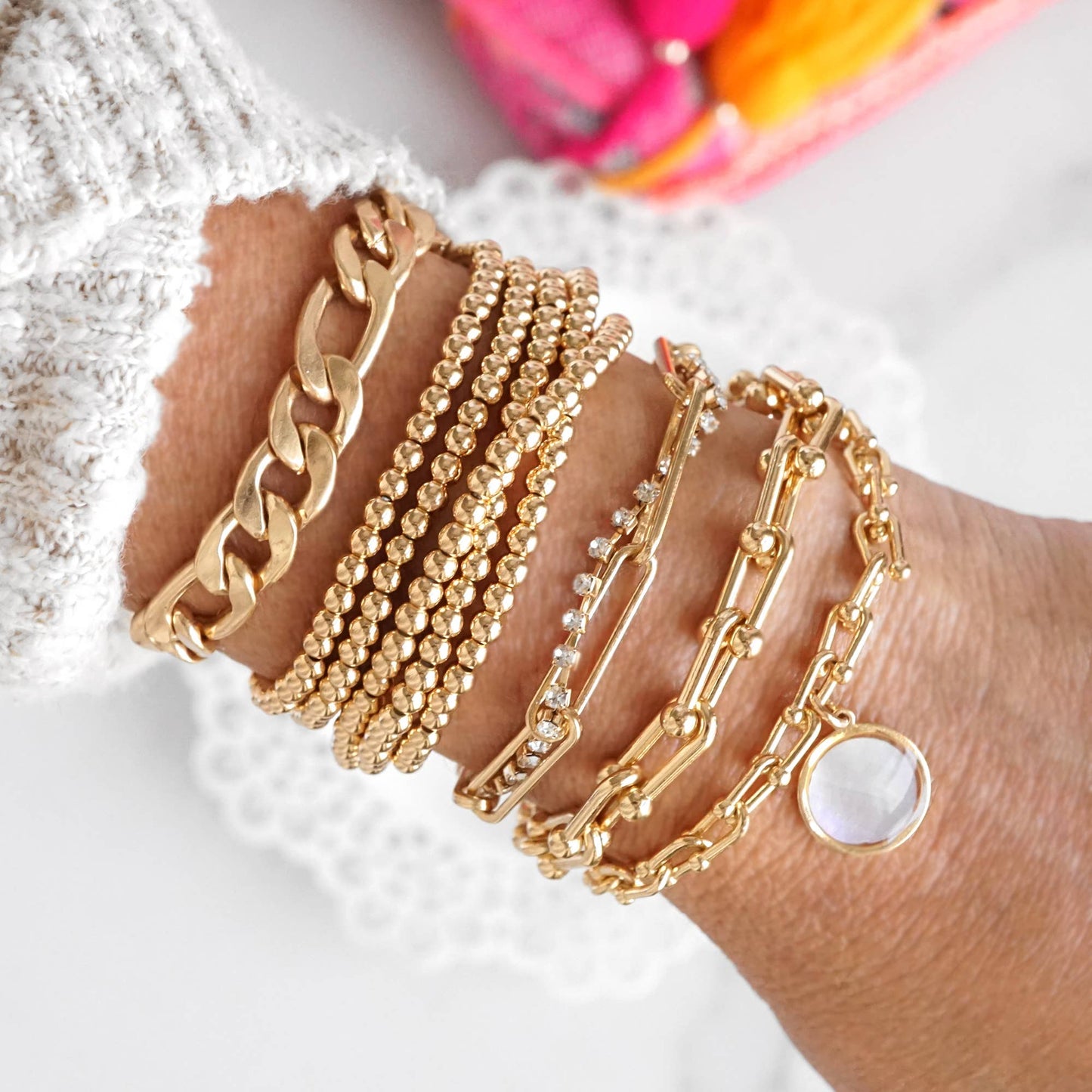 Beaded Bracelet Small stack in Gold | Set of 5