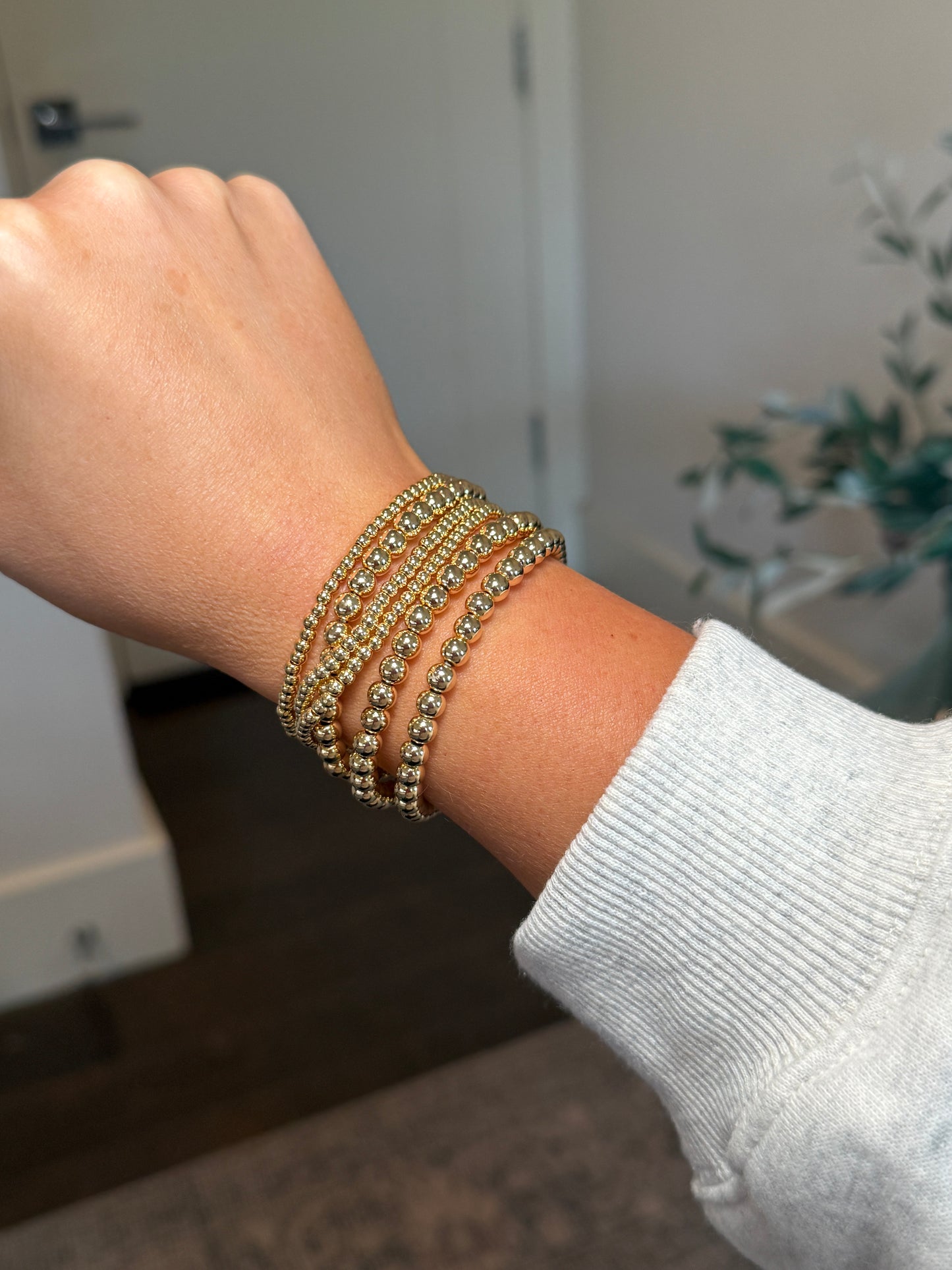 Beaded Bracelet Multi Size stack in Gold | Set of 6