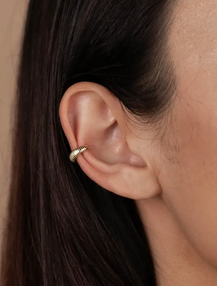 Ridged Ear Cuff | Gold